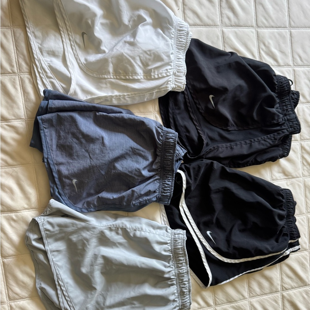 Nike Tempo Women’s Dri-FIT Mid-Rise Brief-Lined Running Short in Basic Color Set